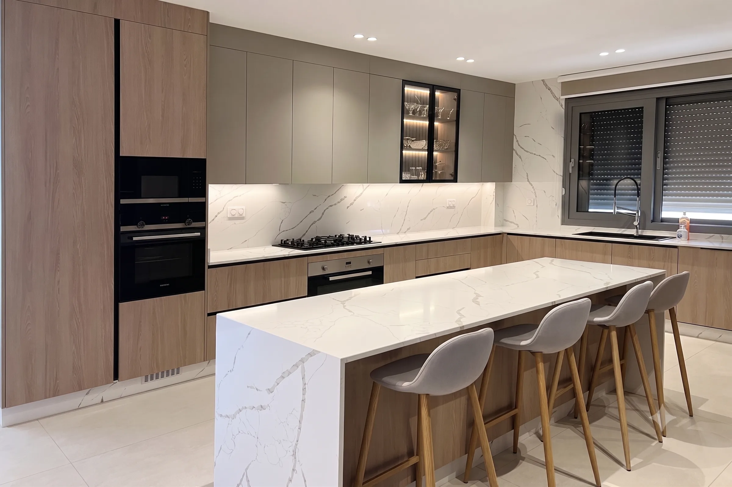 Contemporary Marble Kitchen, Kitchen project by M.ALABBAR, Suwanee GA